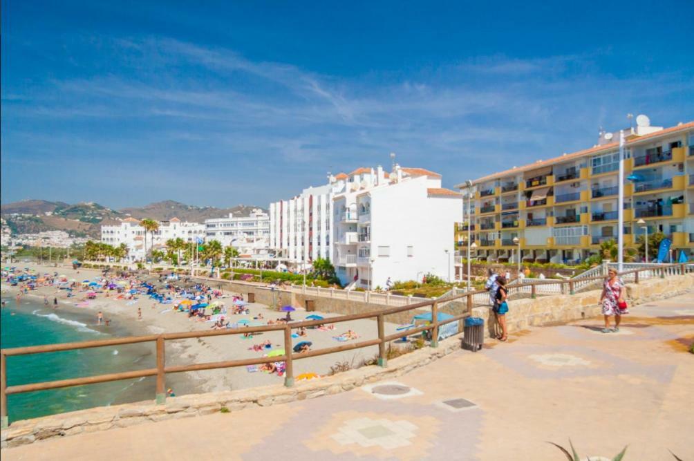הוילה נרחה Casa Playa Torrecilla מראה חיצוני תמונה